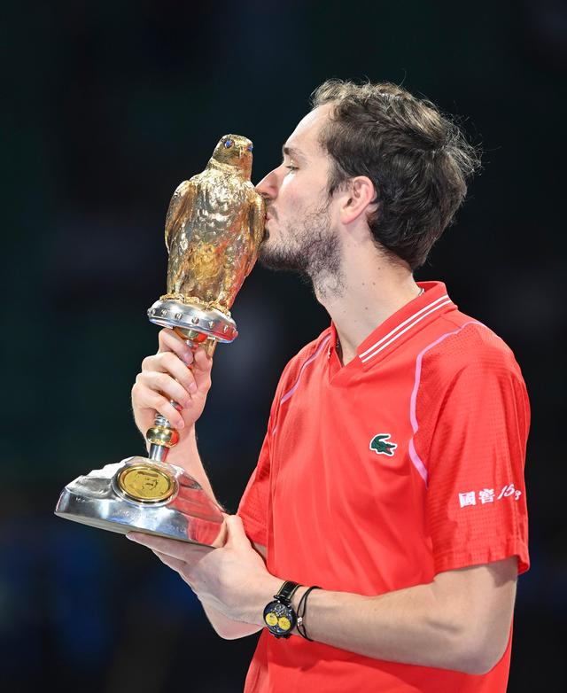 美网碾压联合杯，梅德韦杰夫带队取胜