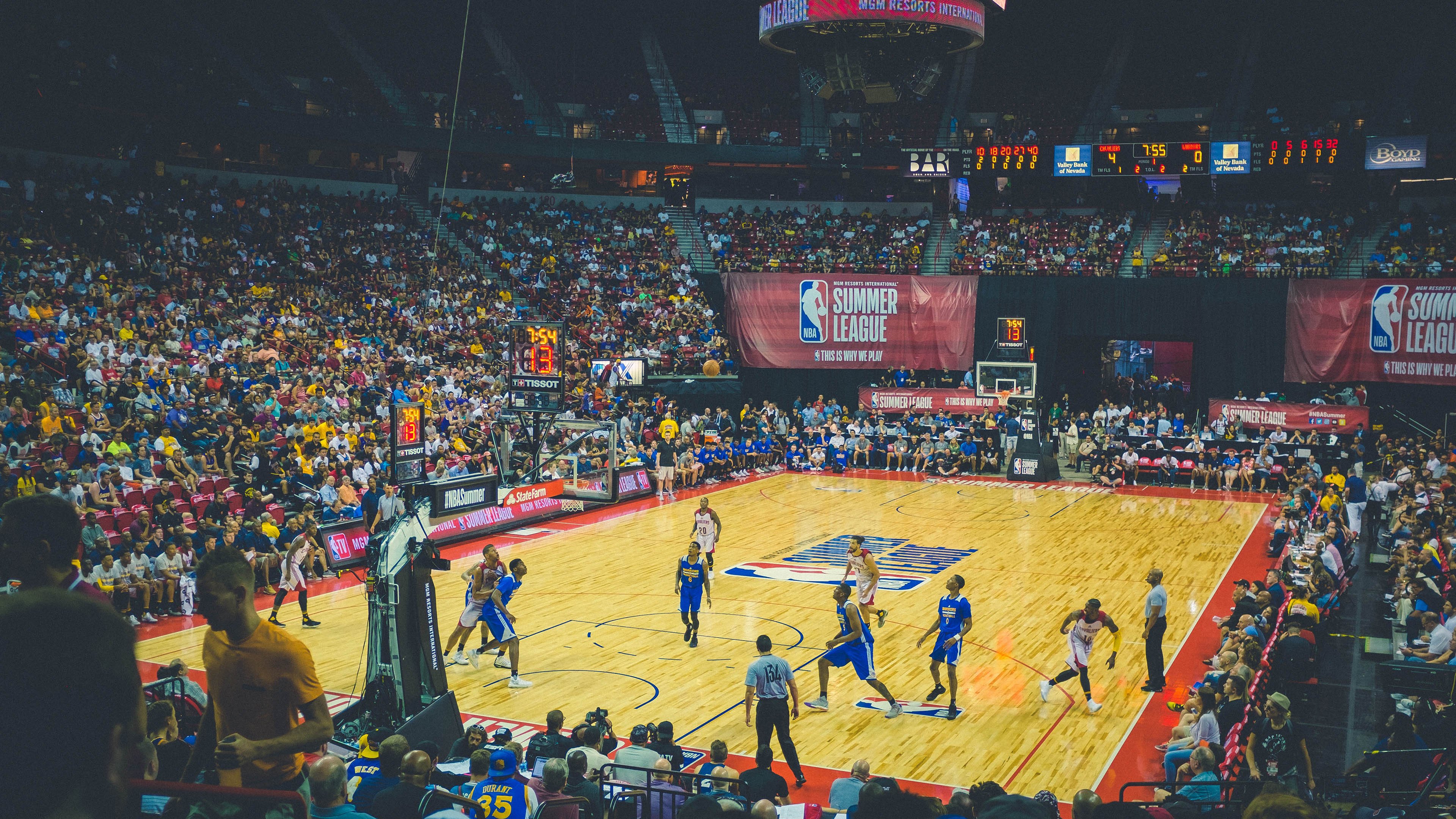 雄鹿拿下掘金，贝恩的沉默与篮球的永恒革命